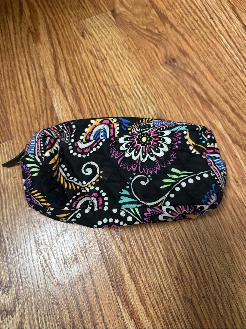 Vera Bradley quilted zipper cosmetic pouch
